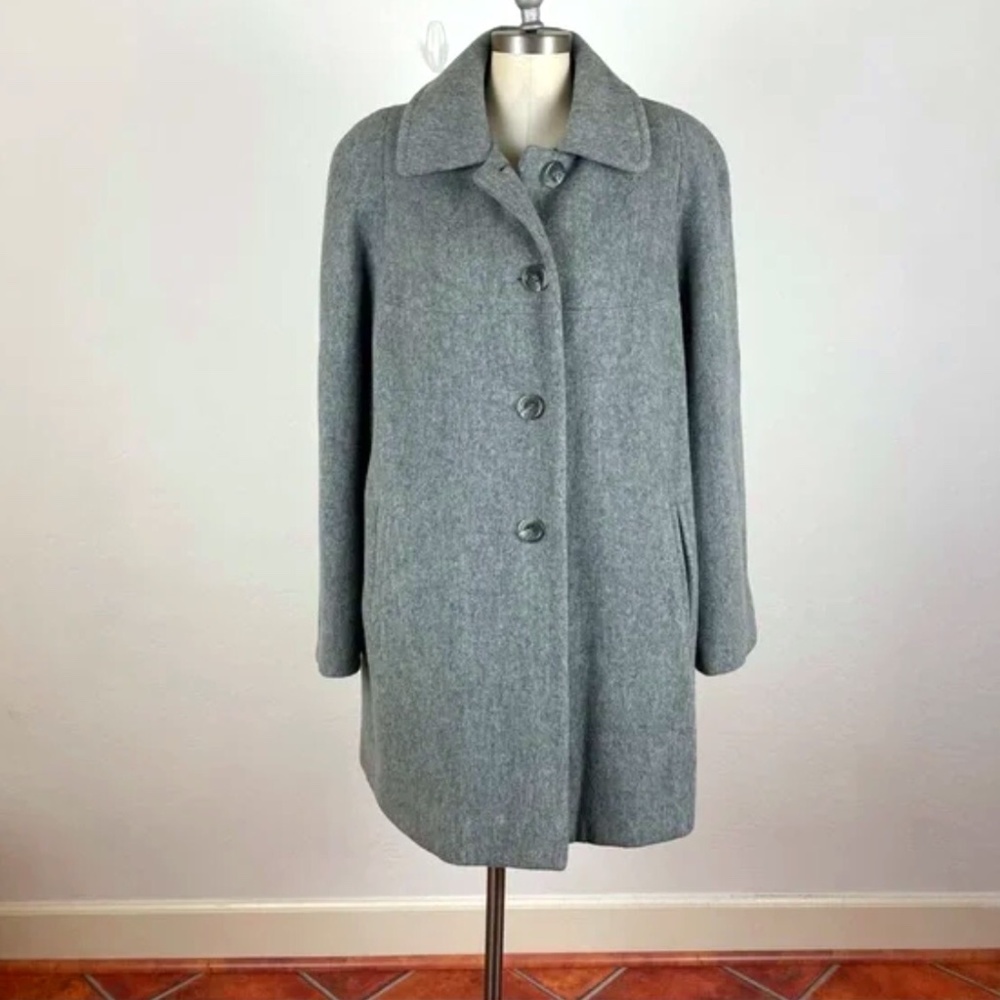 Host Pick - Women’s Alorna Wool Topcoat in size 14